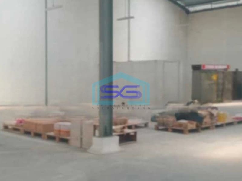Disewakan Gudang Ada Loading Dock Luas Tanah 864 m² Lokasi Bekasi
