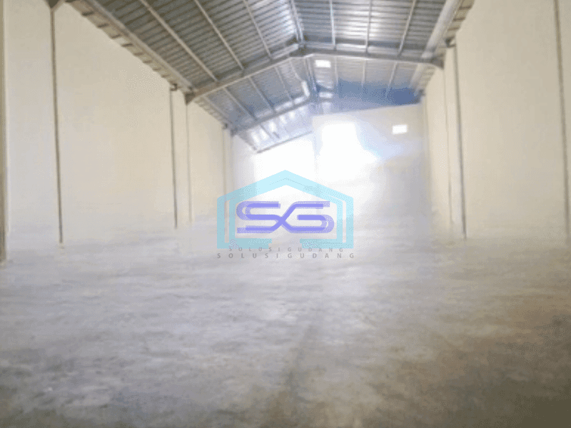 Disewakan Gudang Ada Kantor Luas Bangunan  300 m² di Cengkareng Jakarta Barat
