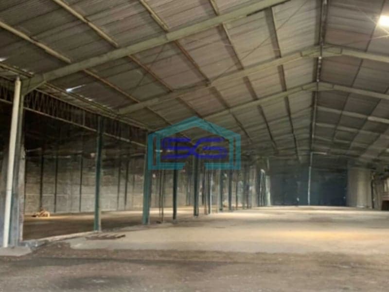 Disewakan Gudang Luas Bangunan  5500 m² Lokasi Margomulyo Surabaya