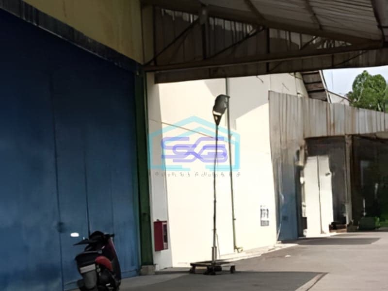Dijual Gudang Luas Bangunan 10000 m2 Lokasi Bebas Banjir di Bekasi