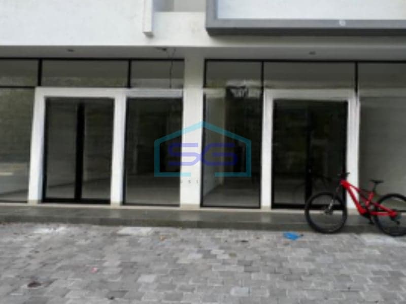 For Sale: 3-Story Shophouse, Flood-Free Location in Badung, Bali