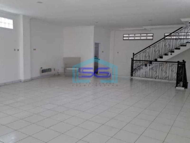Disewakan Ruko 4.5 Lantai di Tambora Jakarta Barat Luas Bangunan 750m2