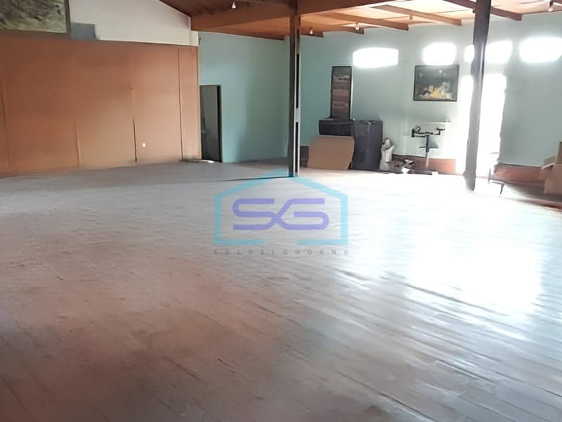Disewakan Ruang Usaha 2Lantai+Basement Strategis di Bandung Jawa Barat Luas Bangunan 364 m²
