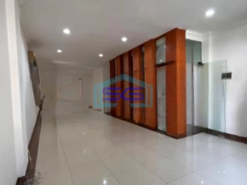 Dijual Ruko Murah Luas Bangunan 180 m² di Pantai Indah Kapuk Jakarta Utara