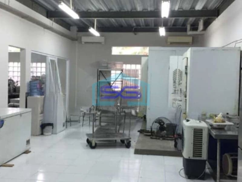 Dijual Gudang Bebas Banjir Luas Bangunan  800 m² Lokasi di Tangerang