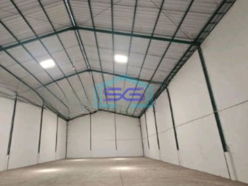 Disewakan Gudang Akses Container Luas Tanah  1260 m² Lokasi Bebas Banjir di Buduran Sidoarjo