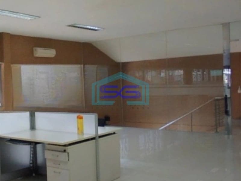 Dijual Gudang Luas Tanah 3000 m² Lokasi di Lippo Cikarang