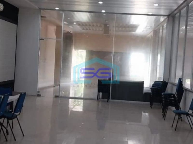 Dijual Gudang Sudah Renovasi SHM Luas Tanah 3700m2 di Jakarta Timur