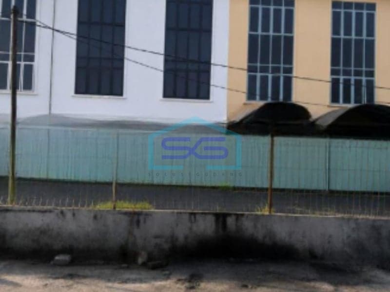 For Sale: Spacious Shophouse, Land Area 1820 m², 3 Floors, Tangerang Location