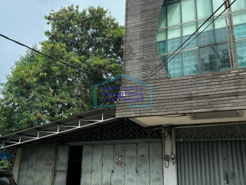 Dijual Ruko Lokasi Strategis di Kembangan Jakarta Barat Luas Bangunan 240 m2