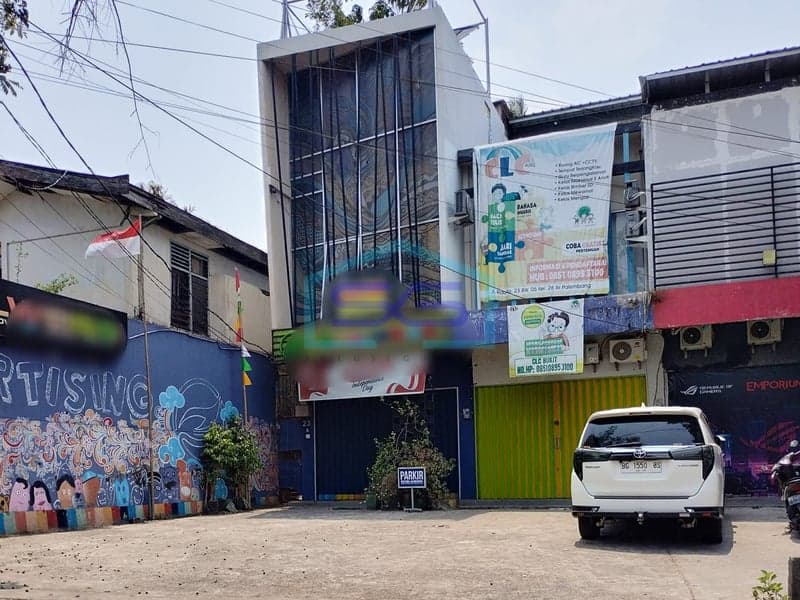 Dijual Ruko Panjang 2,5 Lantai, Fully Furnished Kota Palembang, Sumatera Selatan Luas Tanah 112 M²