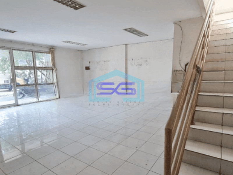 Disewakan Gudang Ada Kantor Luas Bangunan 492 m² di Kelapa Dua Tangerang