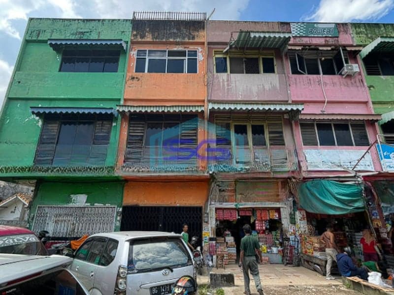 Disewakan Ruko Strategis Jalan Ratu Sianum Lemabang Palembang LB 144m2
