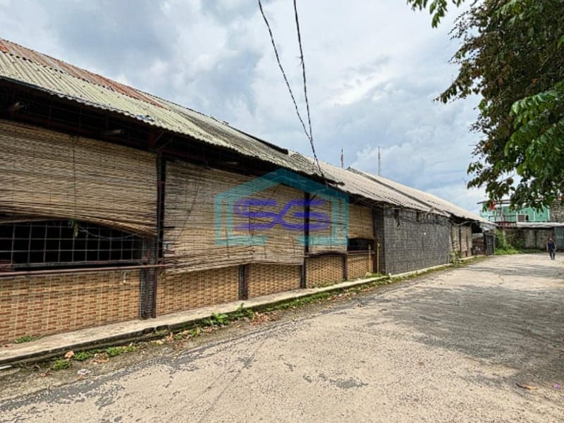 Disewakan Tanah + Bangunan di Tengah Kota, Jalan Demang Lebar Daun Palembang