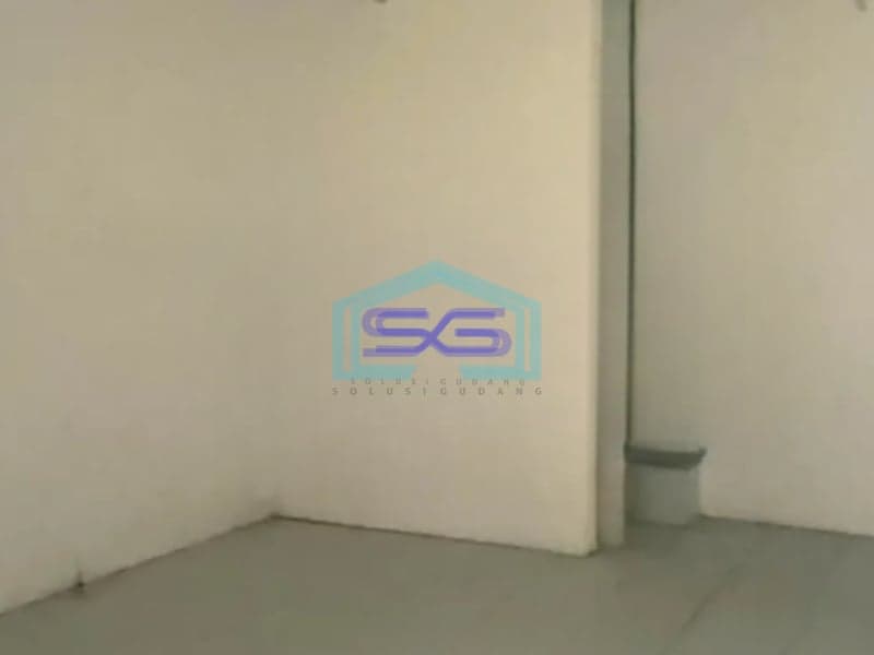 Disewakan Ruko Luas Tanah 155 m² Lokasi Bebas Banjir di Klojen Malang