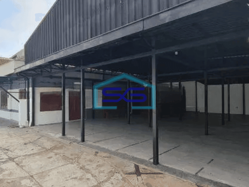 Dijual Gudang strategis dekat jalan slamet riyadi dan mall solo paragon