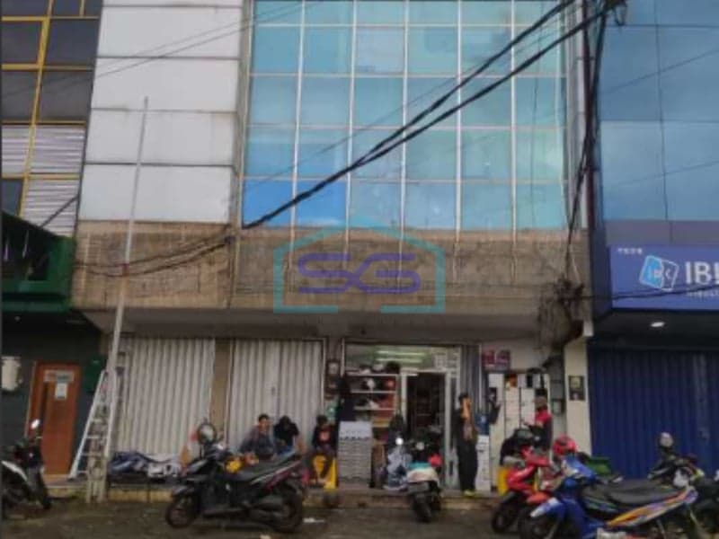 Disewakan Ruko di Jalan Letjen Suprapto Cempaka Putih, Jakarta Pusat LB 316 m²