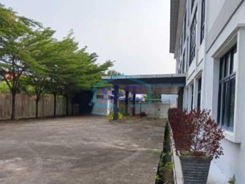 Disewakan Gudang Strategis di Kawasan Milenium Tigaraksa Tangerang LB 5662m2