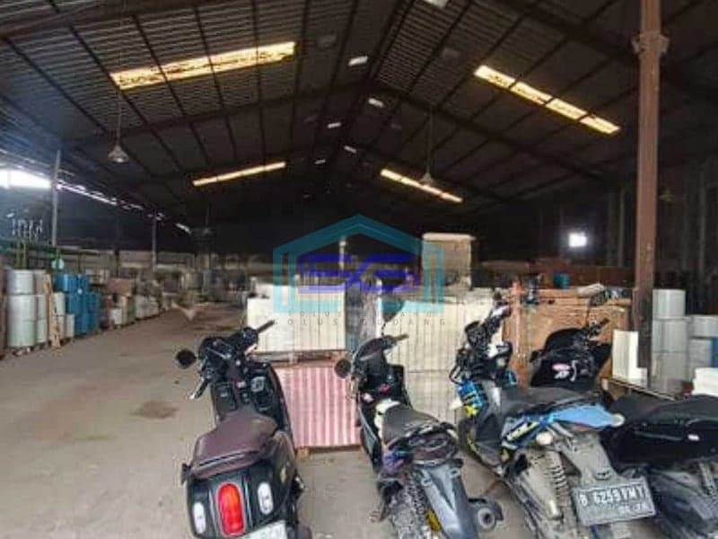 Disewakan Gudang di Pergudangan Kav DKI Cipondoh Tangerang Luas 1600m2