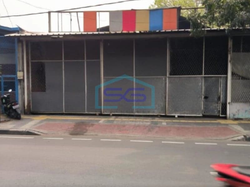 Warehouse for Sale Strategic Location on Raya Bekasi Timur, East Jakarta FL 800 sqm
