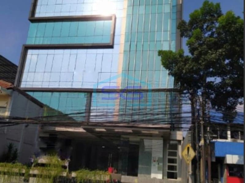 Dijual Kantor Siap Pakai di Mampang Prapatan, Jakarta Selatan LB 1.787 m²