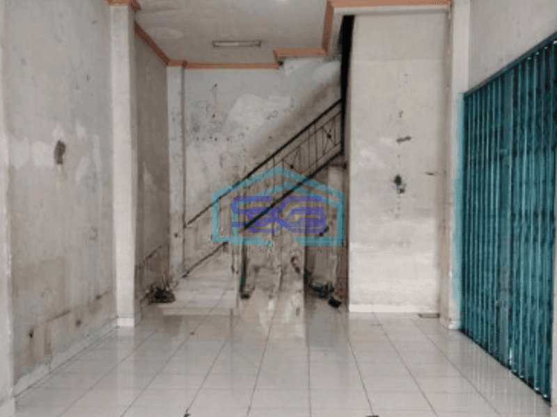 Disewakan Ruko Murah di Jelambar Jakarta Barat Luas Bangunan 180 m² Harga Nego