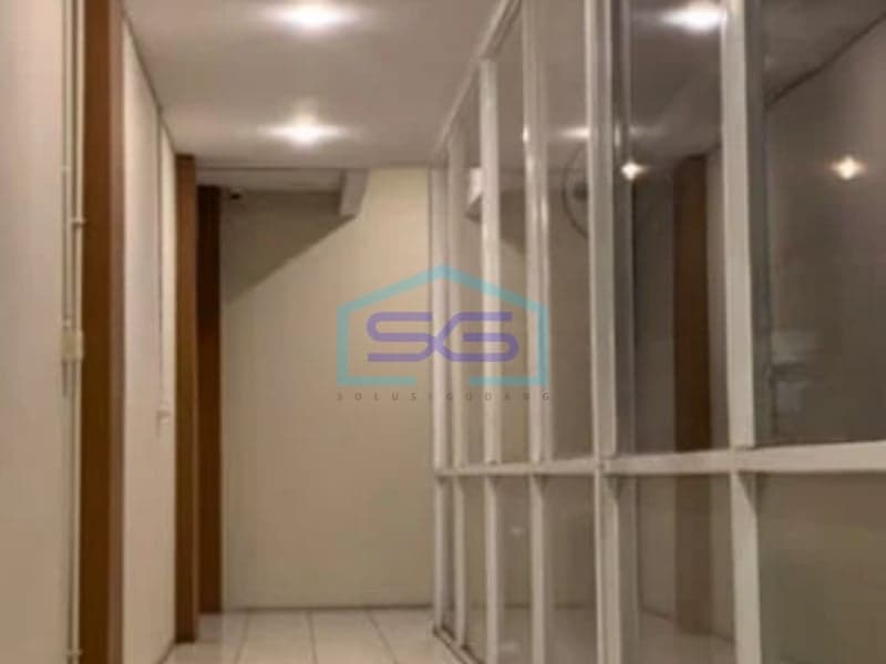 For Sale: Strategic Twin Shophouses in Rawamangun, East Jakarta, Building Area 600 m²