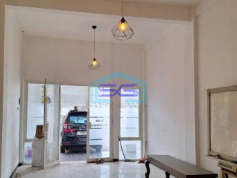 Dijual Ruko 2 Lantai Luas Bangunan 180 m² Lokasi Manyar Gresik