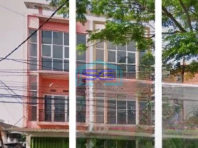 Disewakan Ruko Luas Bangunan 175 m² Lokasi Bebas Banjir di Dinoyo Malang