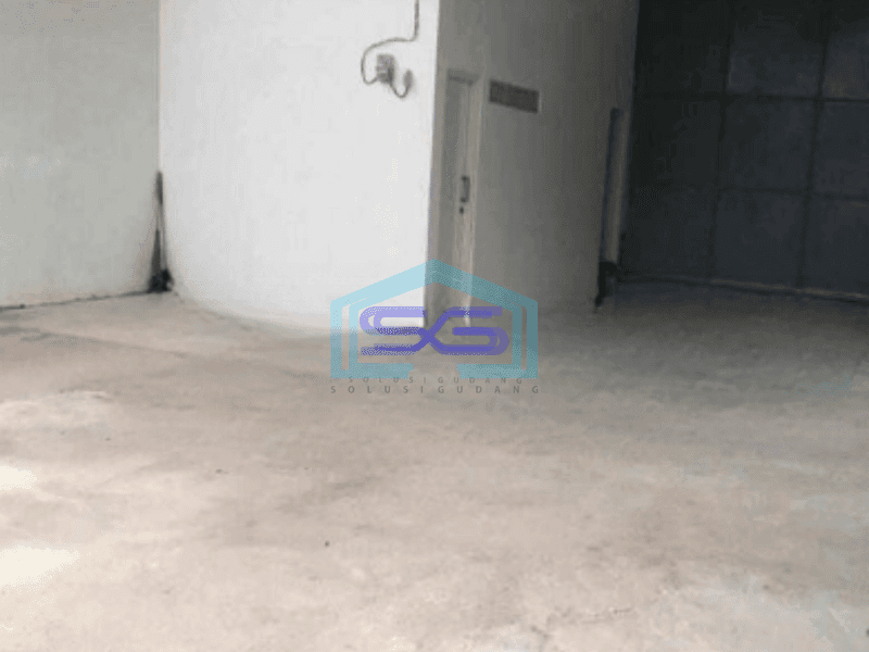 Disewakan Gudang Ada Kantor Luas Bangunan  475 m² di Benda Tangerang