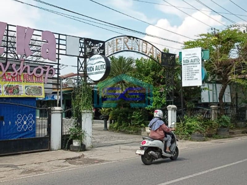Dijual Tanah + Bangunan Ruang Usaha di Jalan Sultan Mansyur Palembang LT 1500m2