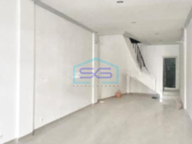 Disewakan Ruko 2 Lantai Luas Bangunan  140 m² Lokasi di Ciledug Tangerang