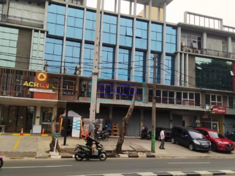 For Sale: Shop House on Jalan Raya Pos Pengumben Kebon Jeruk, West Jakarta, Building Area 288 sqm