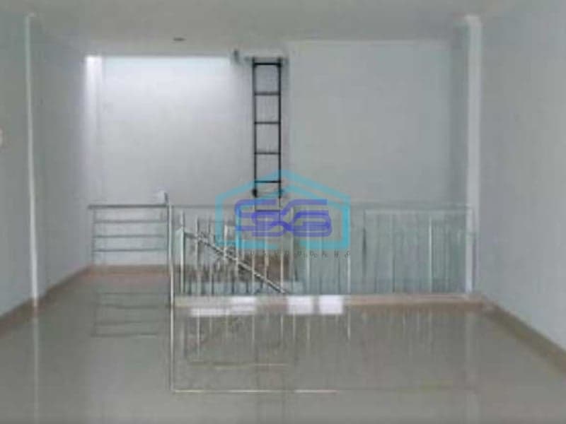 Disewakan Ruko Siap Pakai Hadap Jalan Raya Serpong Tangerang Selatan Luas Bangunan  240 m²