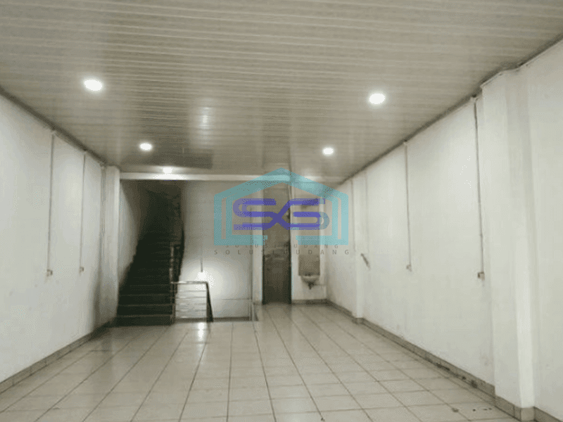 Disewakan Ruko Baru Siap Pakai Luas Tanah 102 m² Lokasi Strategis di Pungkur Bandung