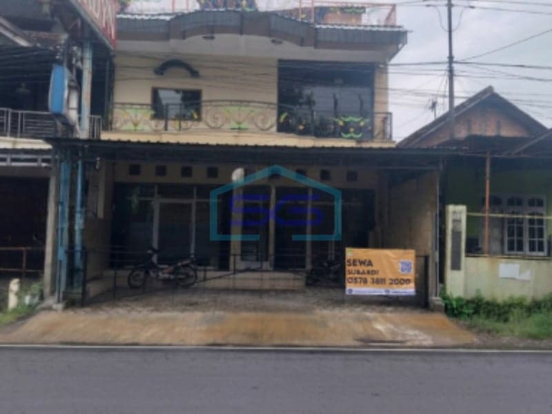 班图塔潘策略位置店屋出租，占地80平方米