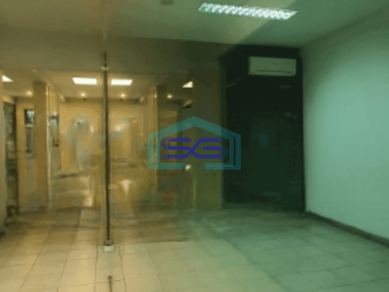 Disewakan Ruko Luas Bangunan 360 m² di Pluit Jakarta Utara