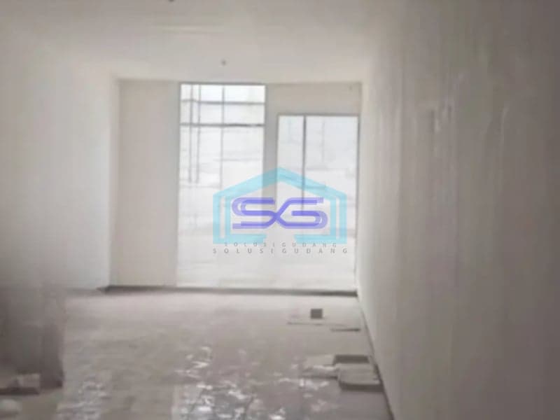 Disewakan Ruko 3 Lantai Luas Bangunan  204 m² Lokasi Lowokwaru Malang