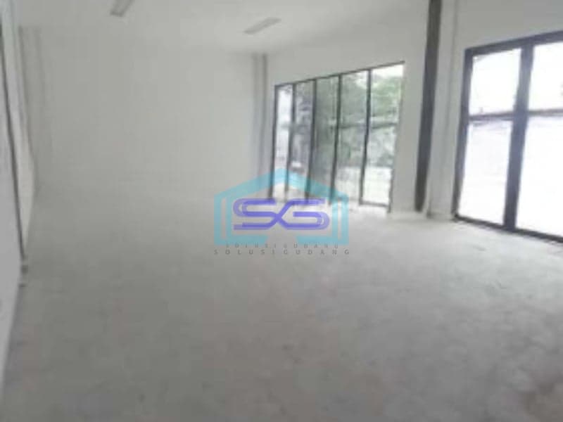 Disewakan Gudang Luas Tanah  1366 m² Lokasi Bebas Banjir di Cikarang