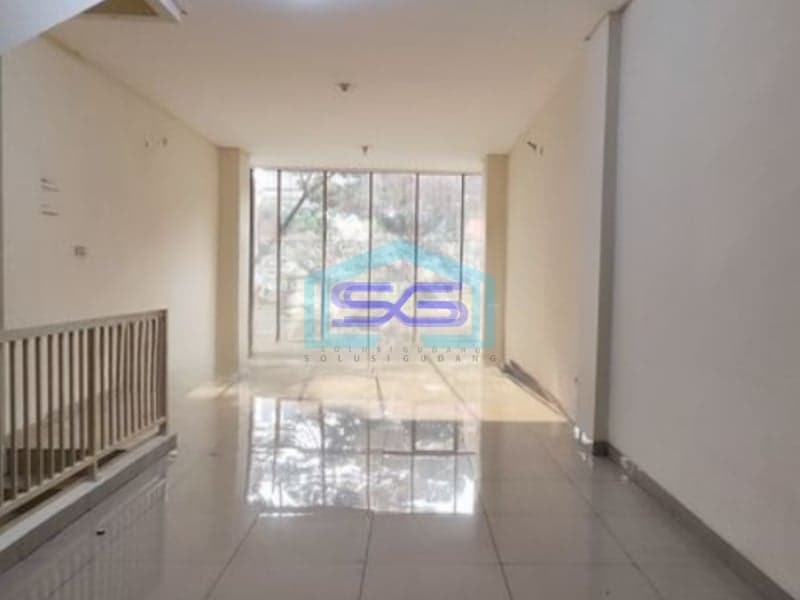 Dijual Ruko 3 Lantai Luas Bangunan  200 m² Lokasi Jakarta Barat