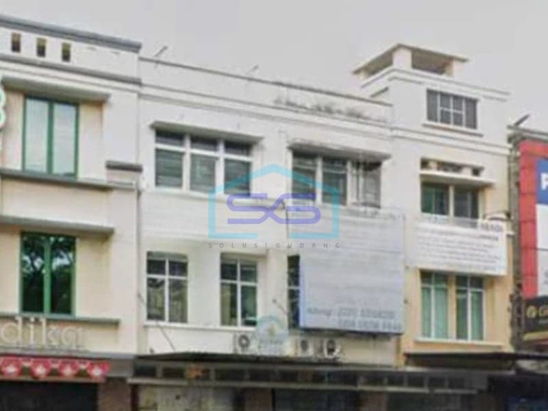 Disewakan Ruko Siap Pakai Luas Bangunan 225 m² di Tol Bulevard BSD Tangerang