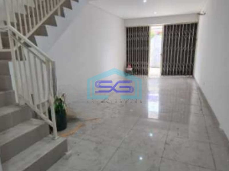 Dijual 2 Ruko Baru Gandeng di Jalan Raya Haji Ten Rawamangun Jakarta Timur LB 66m2