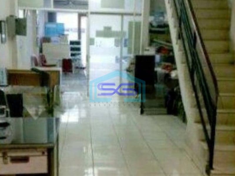 Dijual Ruko di Jl. Letjend R Suprapto  Jakarta Pusat LB 472m2 Akses Tol