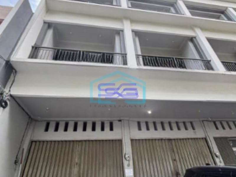 Disewakan Ruko 3 Lantai Luas Bangunan 220 m² di Grogol Jakarta Barat