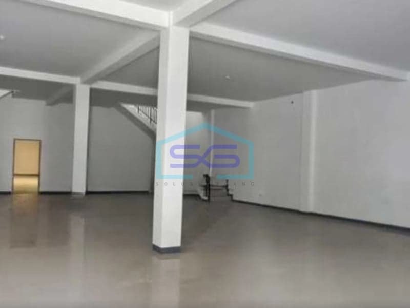 New Shophouse for Rent in Strategic Area Jl Naripan, Bandung City, Building Area 750 sqm