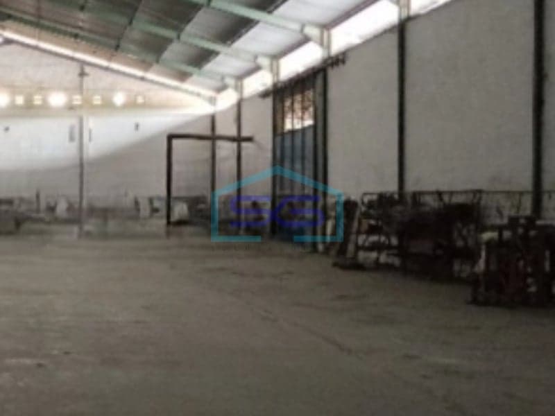 Disewakan Gudang Akses Container Luas Tanah 2000 m² Lokasi di Kediri Jawa Timur