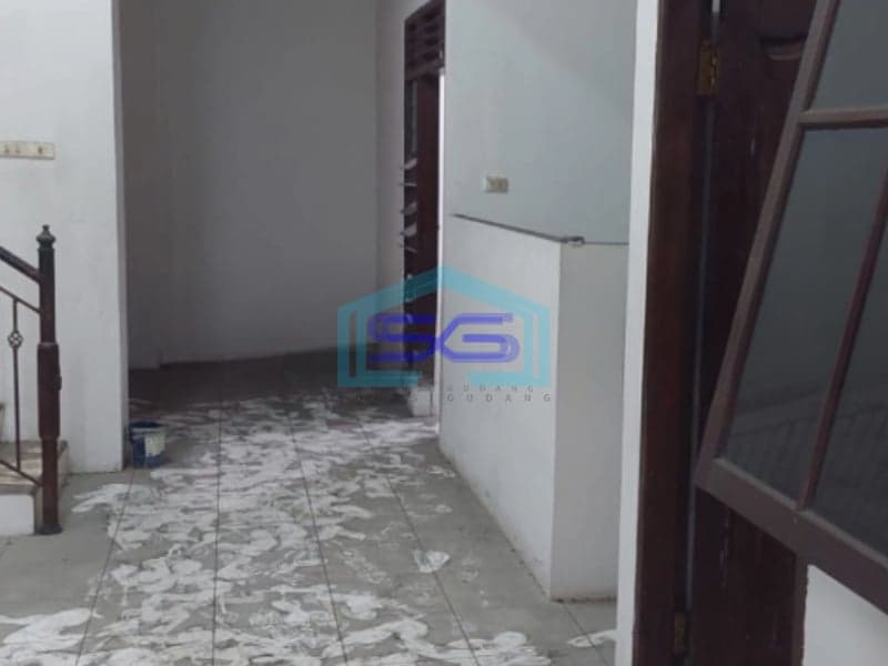 Disewakan Ruko 2 Lantai Luas Tanah 200 m² Lokasi Semarang Timur