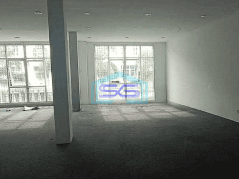 Disewa Ruko Gandeng Jl. Melawai Kebayoran Baru Jakarta Selatan LB 950m2