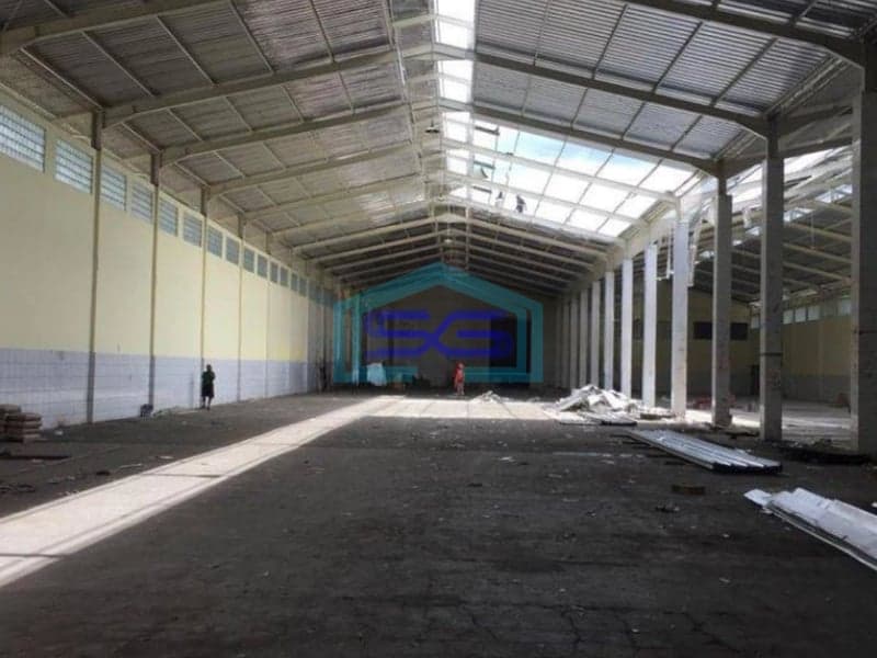 Disewakan Gudang Kapuk Kamal Jakarta Barat 6000m2 Rapi Bebas Banjir Siap Pakai LT 15000m2