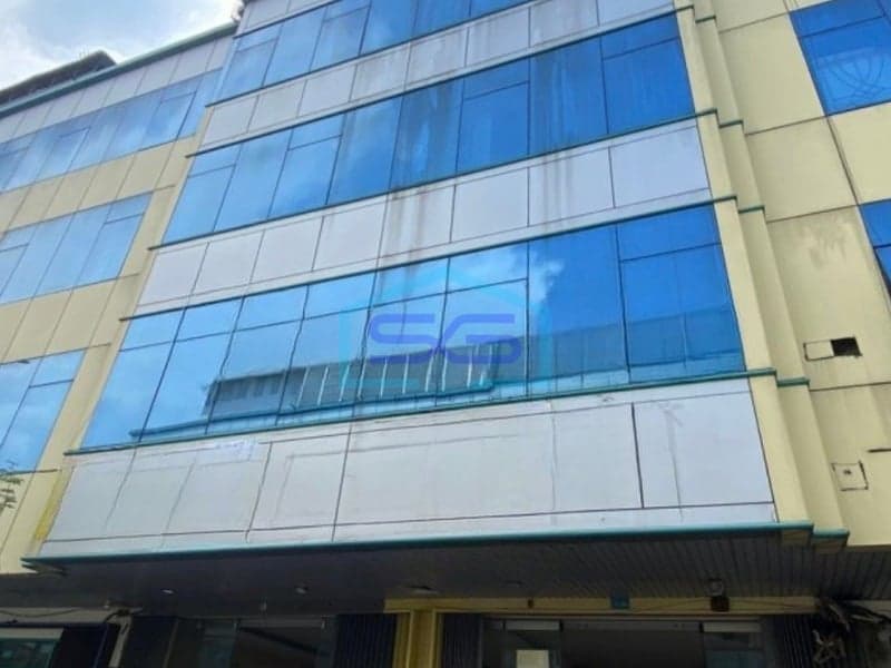 Clean 4-Story Shop House for Sale in Kelapa Gading North Jakarta Land Area 154 m²